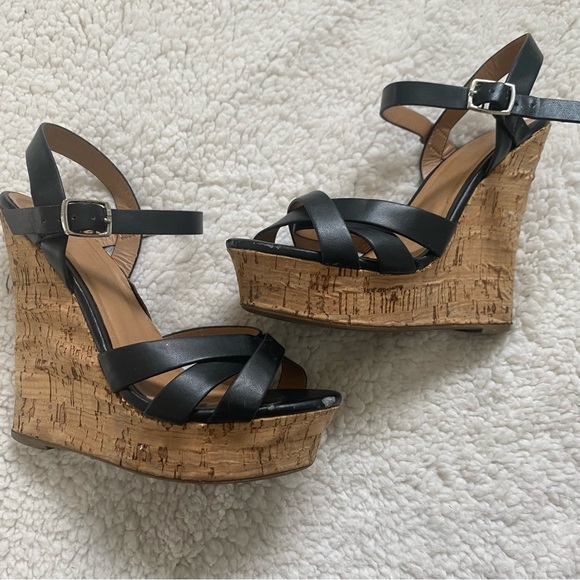 Black strappy wedges size 5.5. - Picture 1 of 6